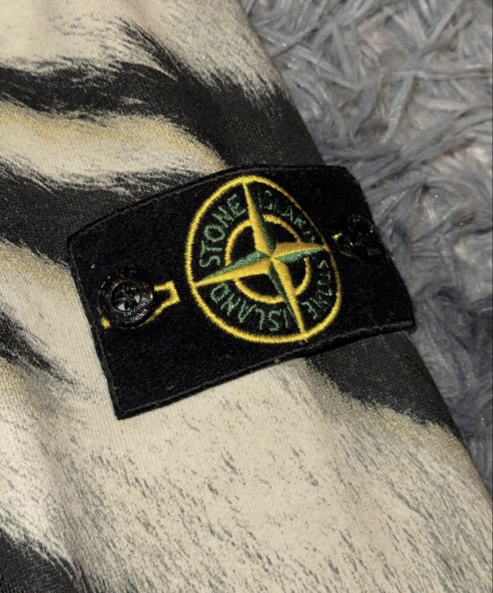 Stone Island Jacken: Stone Island Tiger Camo – Gebraucht aus Zürich von tae_6828 1