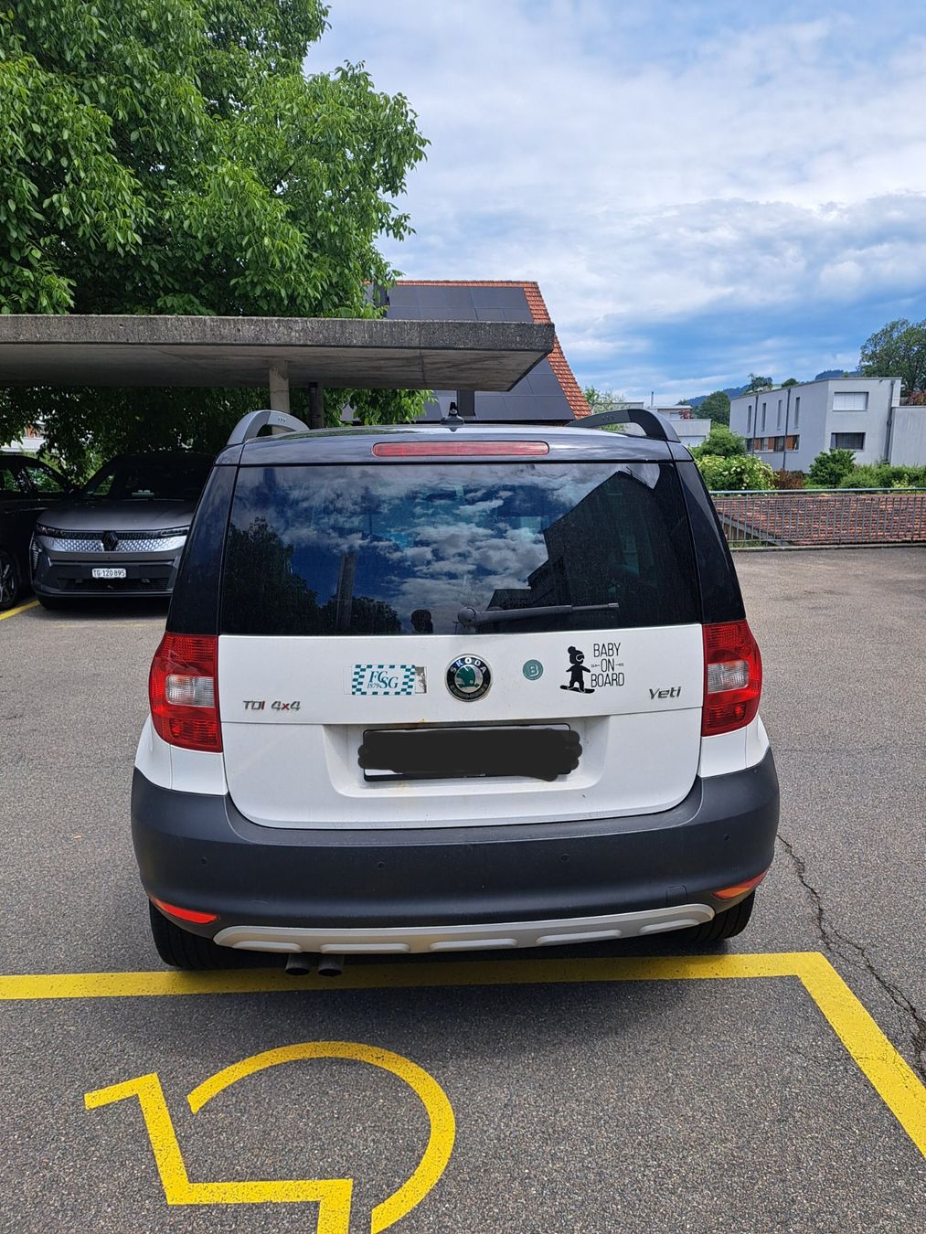Skoda Automobili: Skoda Yeti 2.0 TDI 2011 – Usato da St. Gallen venduto da Thornator 7
