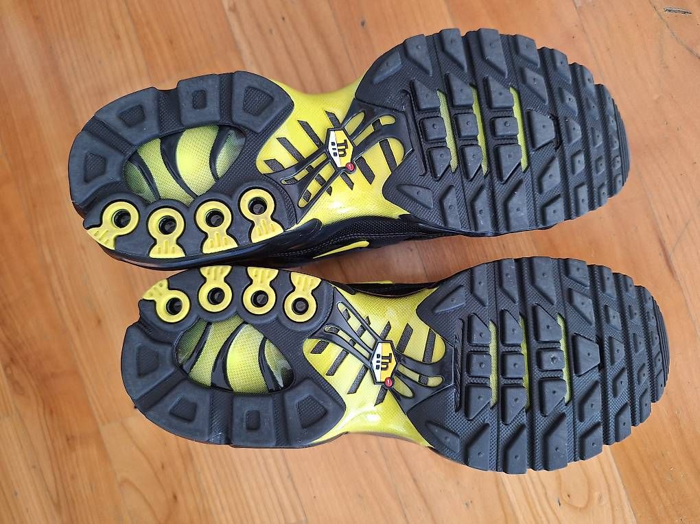 Nike Scarpe da uomo: Nike Air Max Plus Drift - EU 42 – Usato da Minusio venduto da Pumba70 1