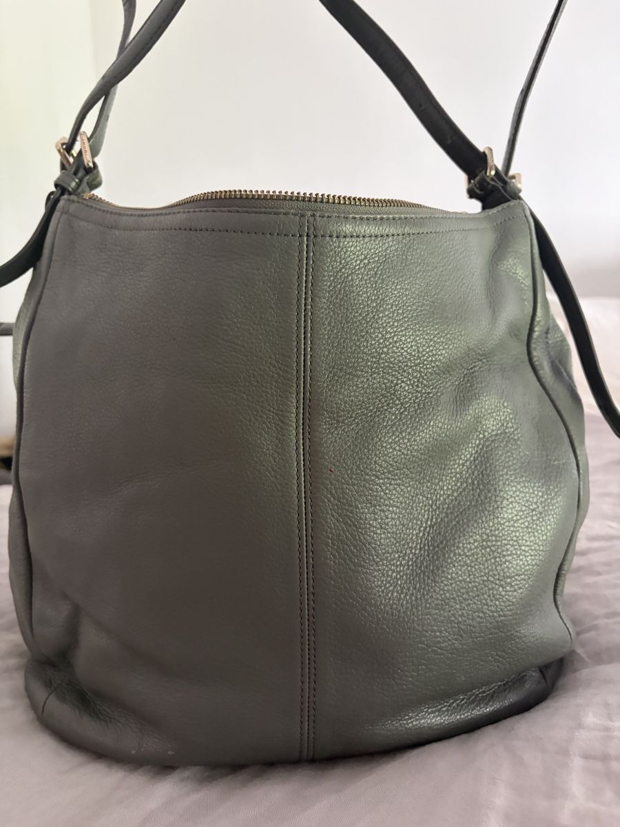 Tommy Hilfiger Borse da donna: Wunderschöne Tommy Hilfiger Ledertasche – Usato da Luzern venduto da THINGS-11 1