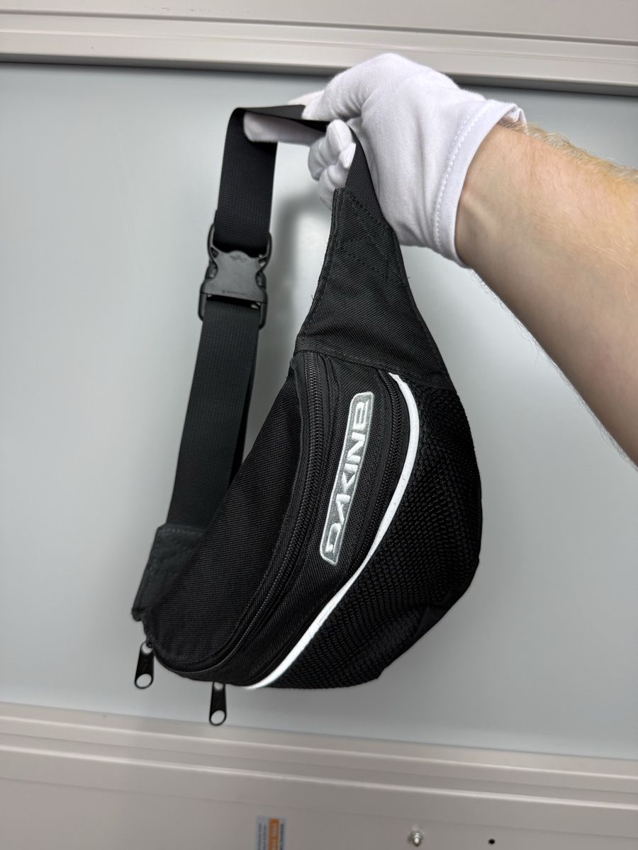 Dakine Taschen: Dakine waistbag – Gebraucht aus Lausanne von Unehistoiredesapes