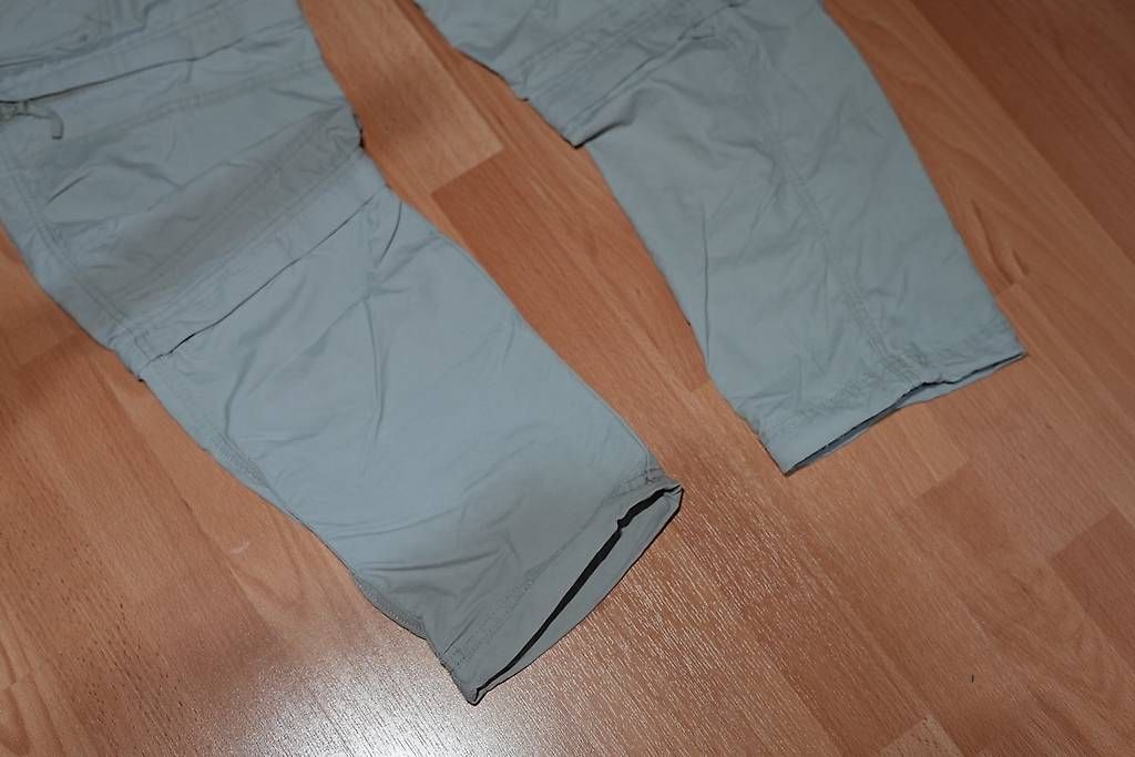 Pantaloni: Weite tracking Hose creme farbig von C&A – Usato da Rorschach venduto da luk_l7yd 1