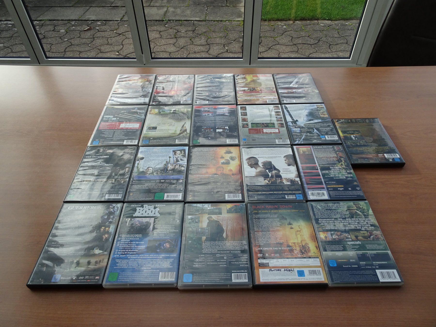 Tutti i DVDs: WAR  Kriegsfilme – Usato da Schenkon venduto da Movieplanet 4