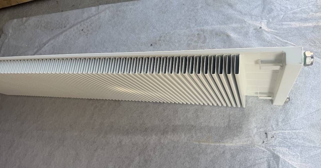 Altro in Utensili da giardino: Heizkörper, Heizwand 160x42x6cm , Arbonia – Usato da Igis venduto da Ricobmw 3