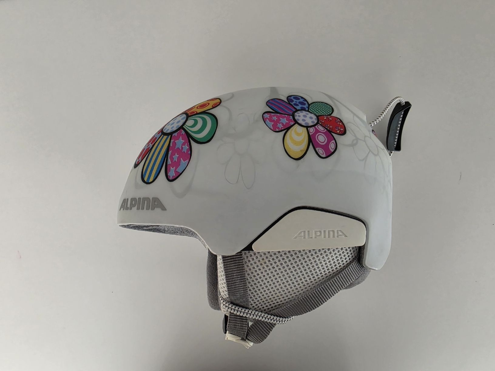 Alpina Caschi: Skihelm Alpina 51-55 – Usato da Wattwil venduto da gar_tpp6