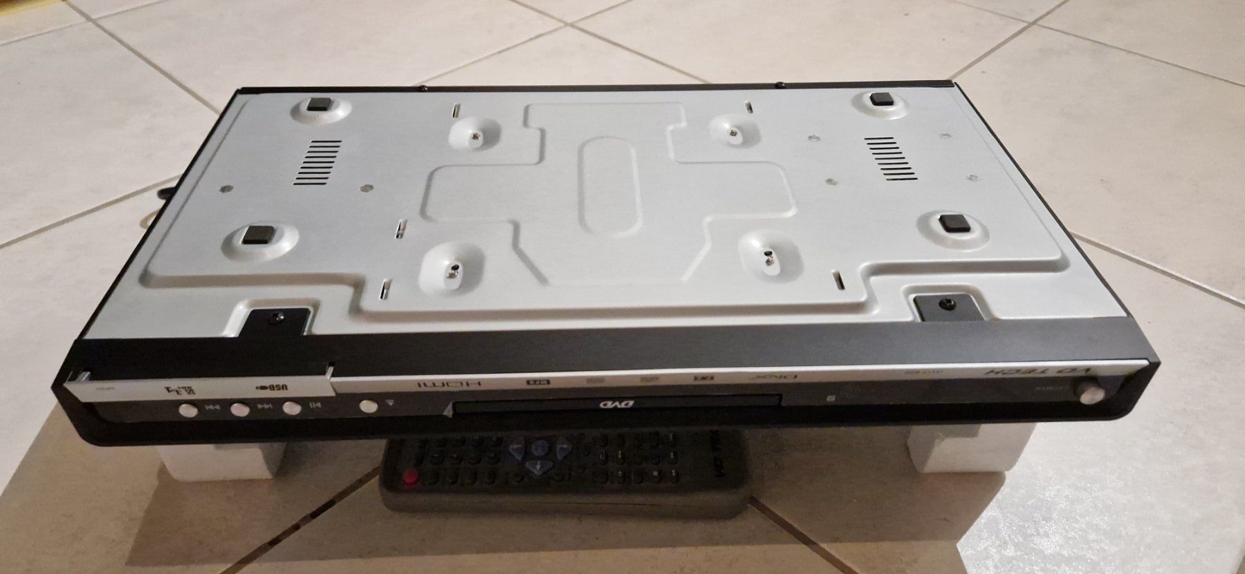 Systèmes audio & multimédias: VD TECH DVD Player HDMI USB – D'occasion à Neuenhof par Dajana83 2