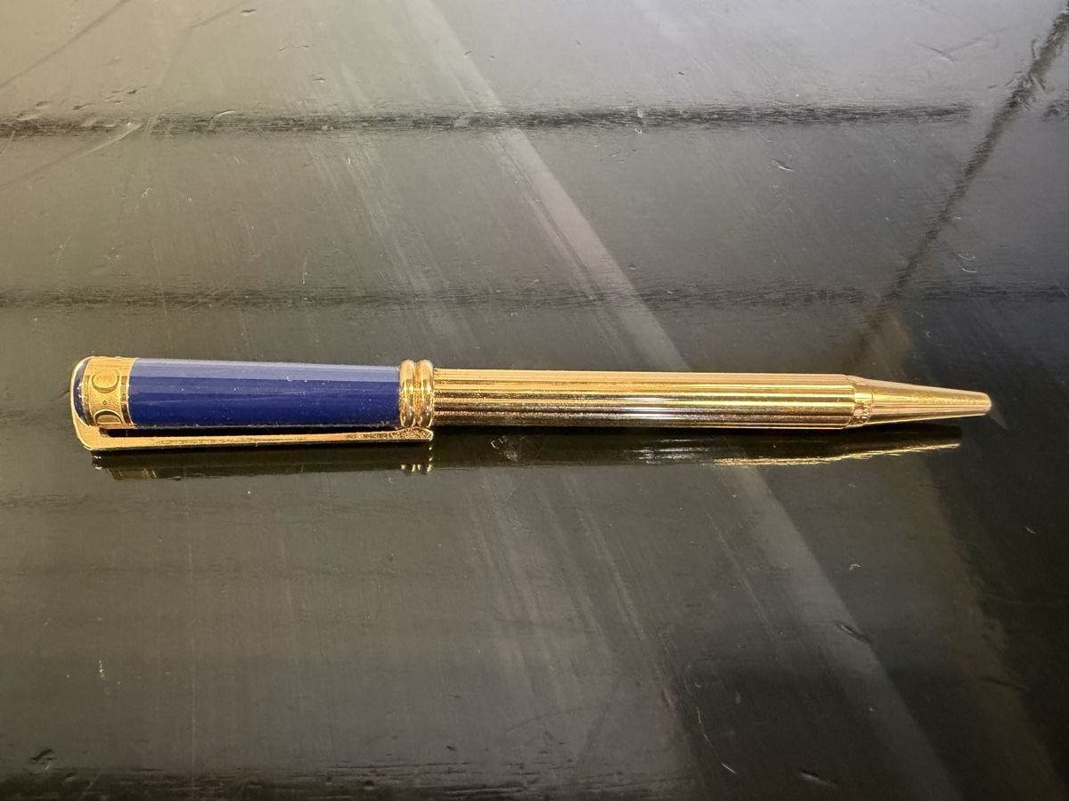 Dior Stifte & Marker: Stylo à bille Dior en bel état , fonctionne – Gebraucht aus montreux von Always-Good 1
