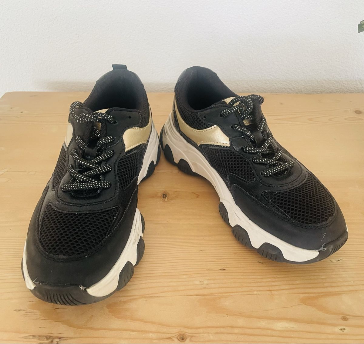 Scarpe da donna: Sneakers 36 – Usato da Estavannens venduto da lulutte 2