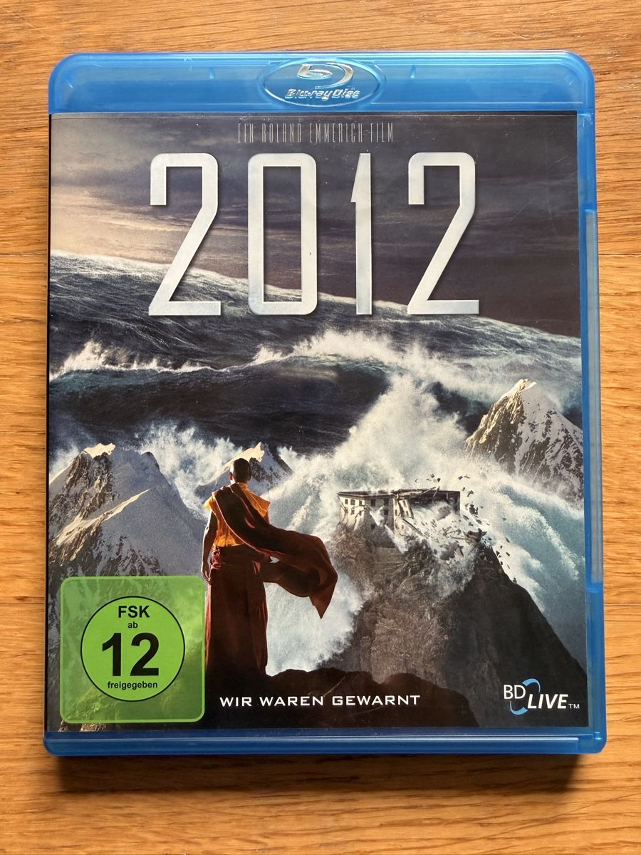 Alle DVDs: 2012 (2009) Blu-ray – Gebraucht aus Kölliken von nerdorado