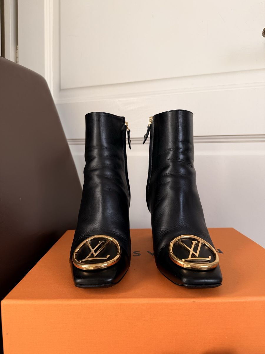 Louis Vuitton Scarpe da donna: Louis Vuitton Leather Ankle Boots – Usato da Corsier-sur-Vevey venduto da Kristina.Nova 4