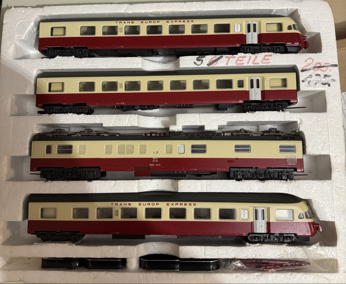 Lima Modellini di ferrovie: RAe Tee – Difettoso da Esslingen venduto da Ursr1