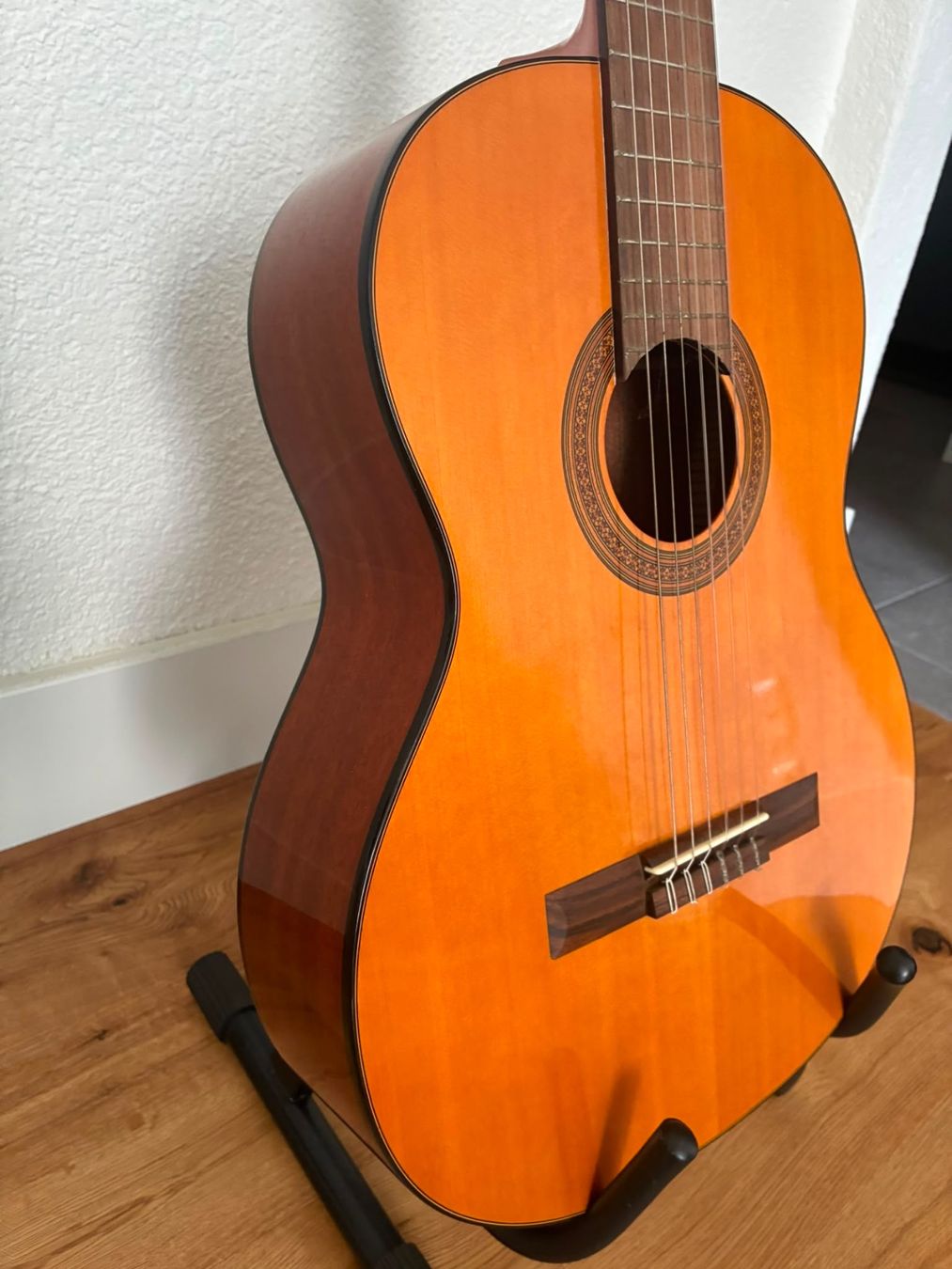Musikinstrumente: Martinez MCG-20 klassische Gitarre – Gebraucht aus Olten von ari_jxn9 2