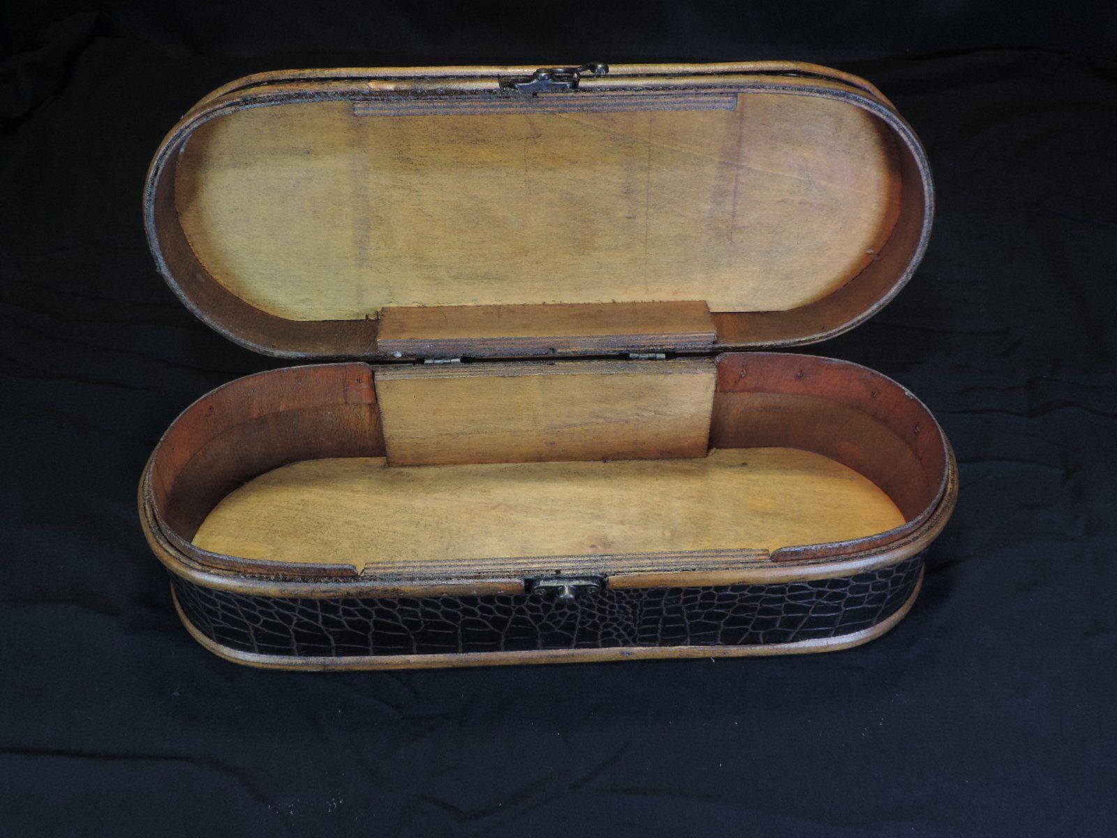 Valigie: Vintage-Box mit Kroko-Muster, Spanbox – Usato da Duggingen venduto da doogbua 3
