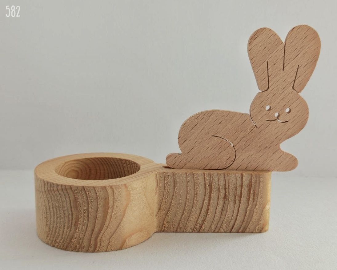Altre Stoviglie: Eierbecher Hase aus Holz – Usato da Dietikon venduto da Magi2 1