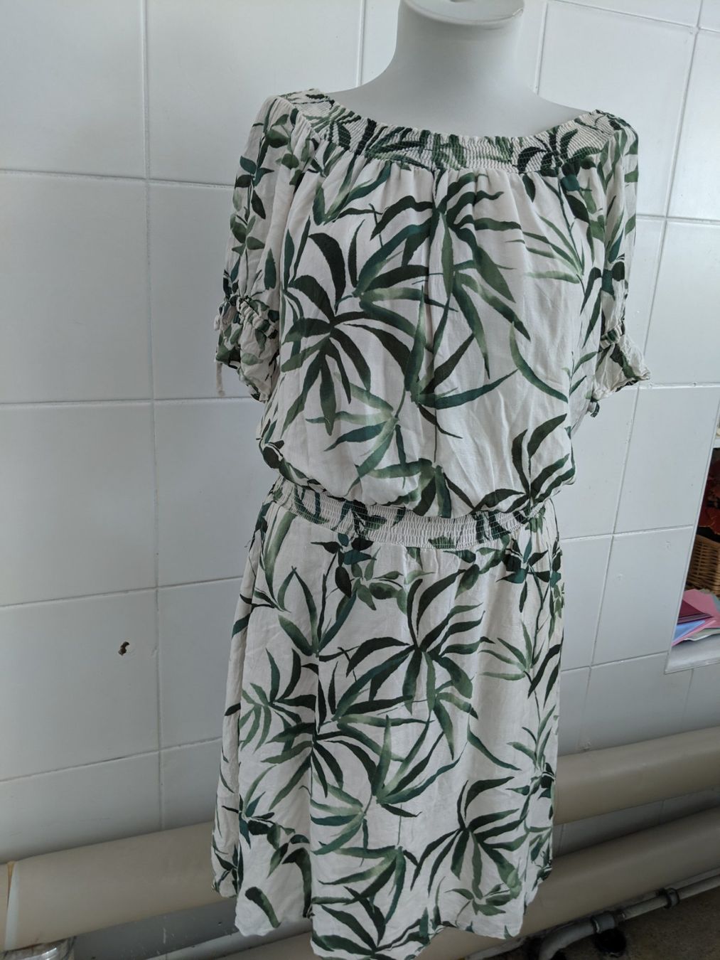 Esprit Vestiti: Damen Sommerkleid GR 36 Esprit – Usato da Langnau am Albis venduto da Judithsebi 3