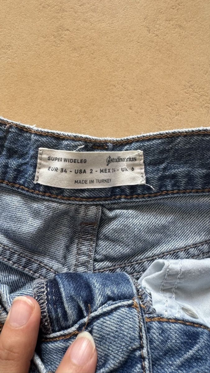 Stradivarius Pantalons: short long en jeans stradivarius  – D'occasion à Lonay par nei_79jc 2