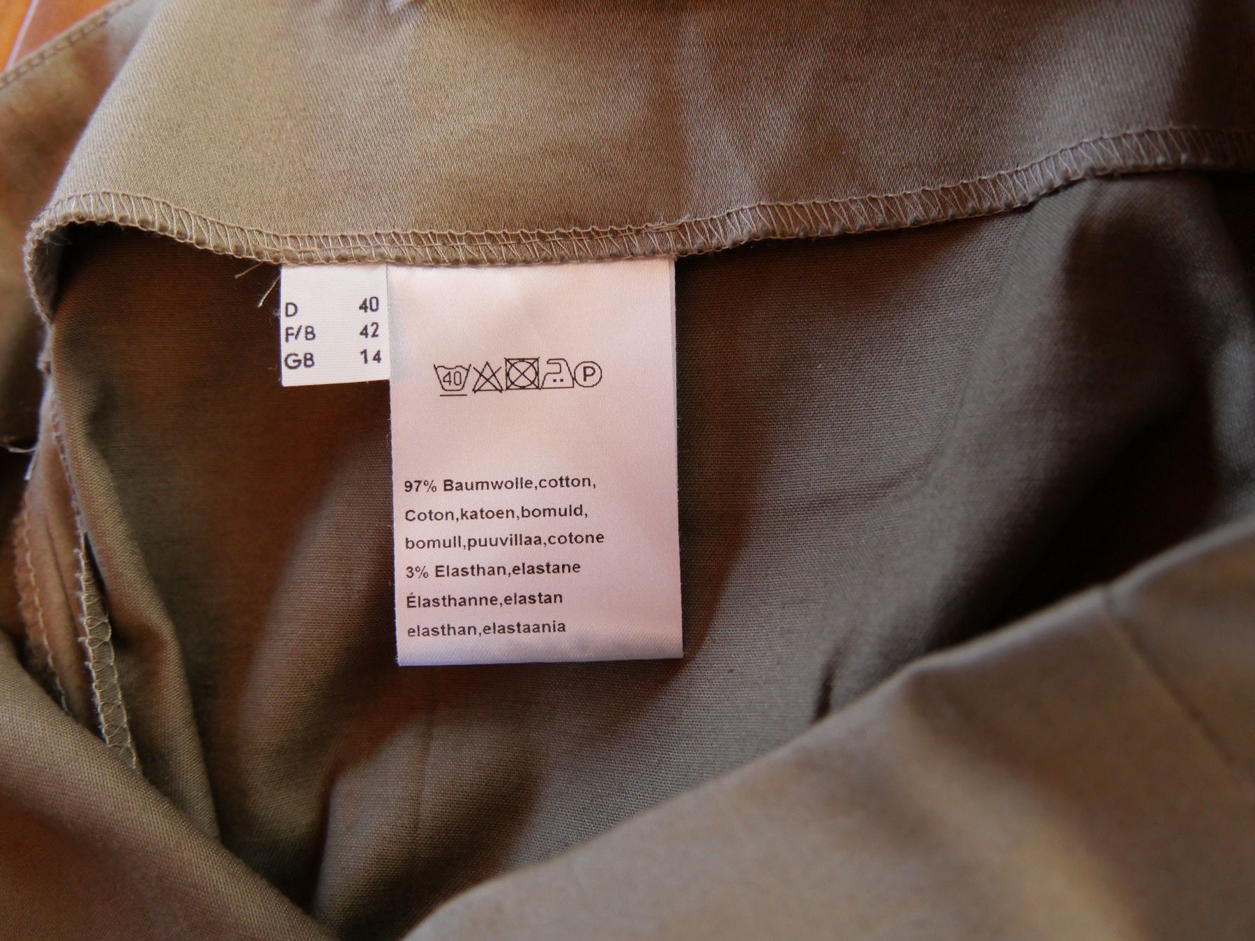 Peter Hahn Jeans: Neuf : pantalon dame coton 97% ! – Nuovo (secondo la descrizione) da Yverdon-les-Bains venduto da PeneloPe021 5