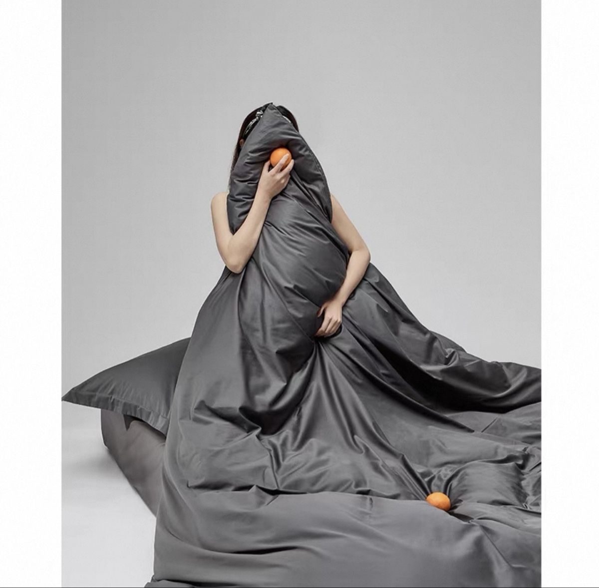 Biancheria da letto: 4-Piece Bedding Set - grey, 100% long-staple Cotton – Usato da Dübendorf venduto da zhe_69pd 2