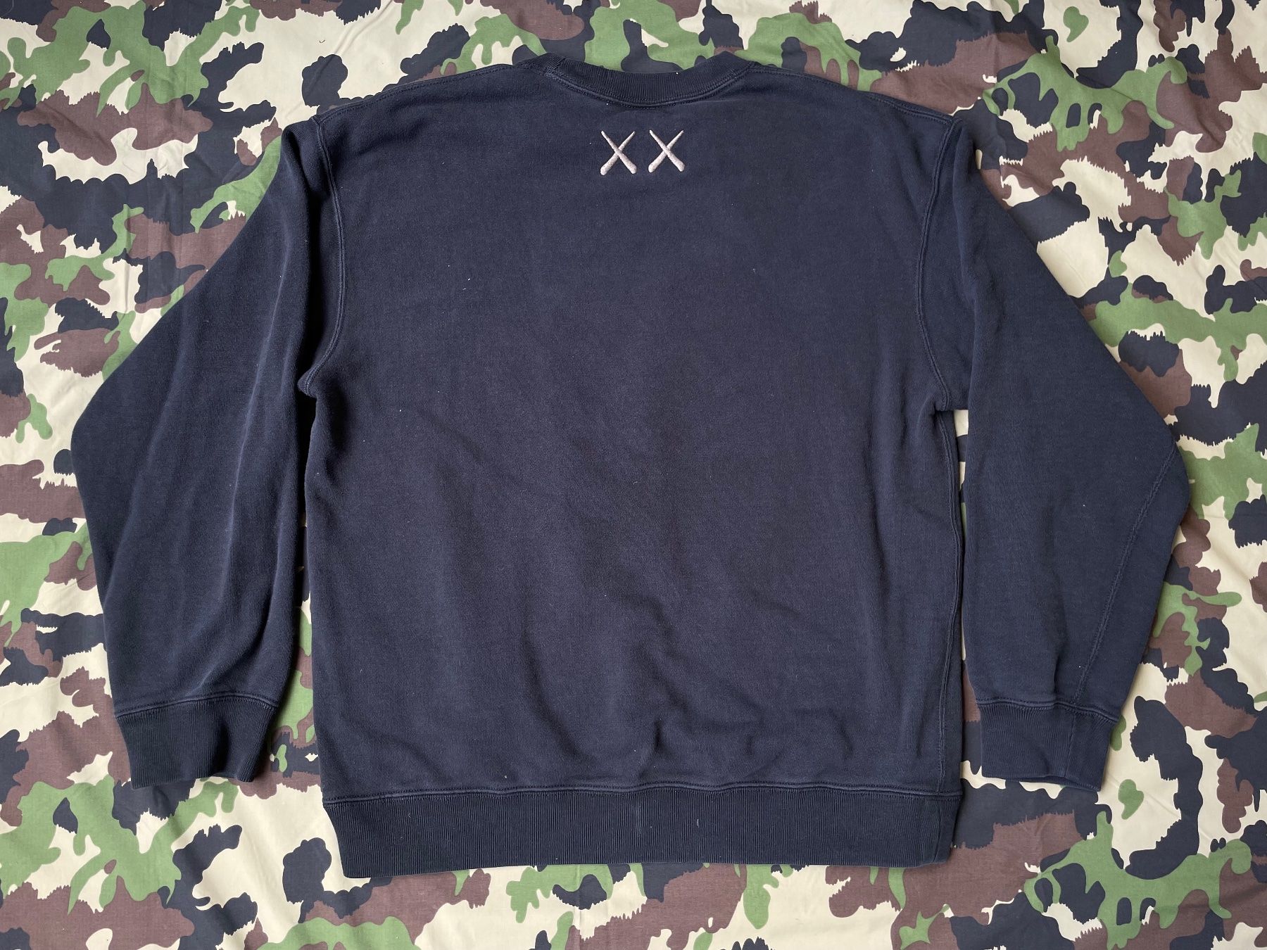 Maglioni & Felpe: Uniqlo X Kaws pulllover Sz M – Usato da Zürich venduto da le_souk 1