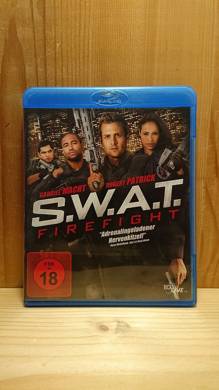 Tutti i DVDs: S.W.A.T. FIREFIGHT Blu-Ray – Usato da Wilderswil venduto da Exebub