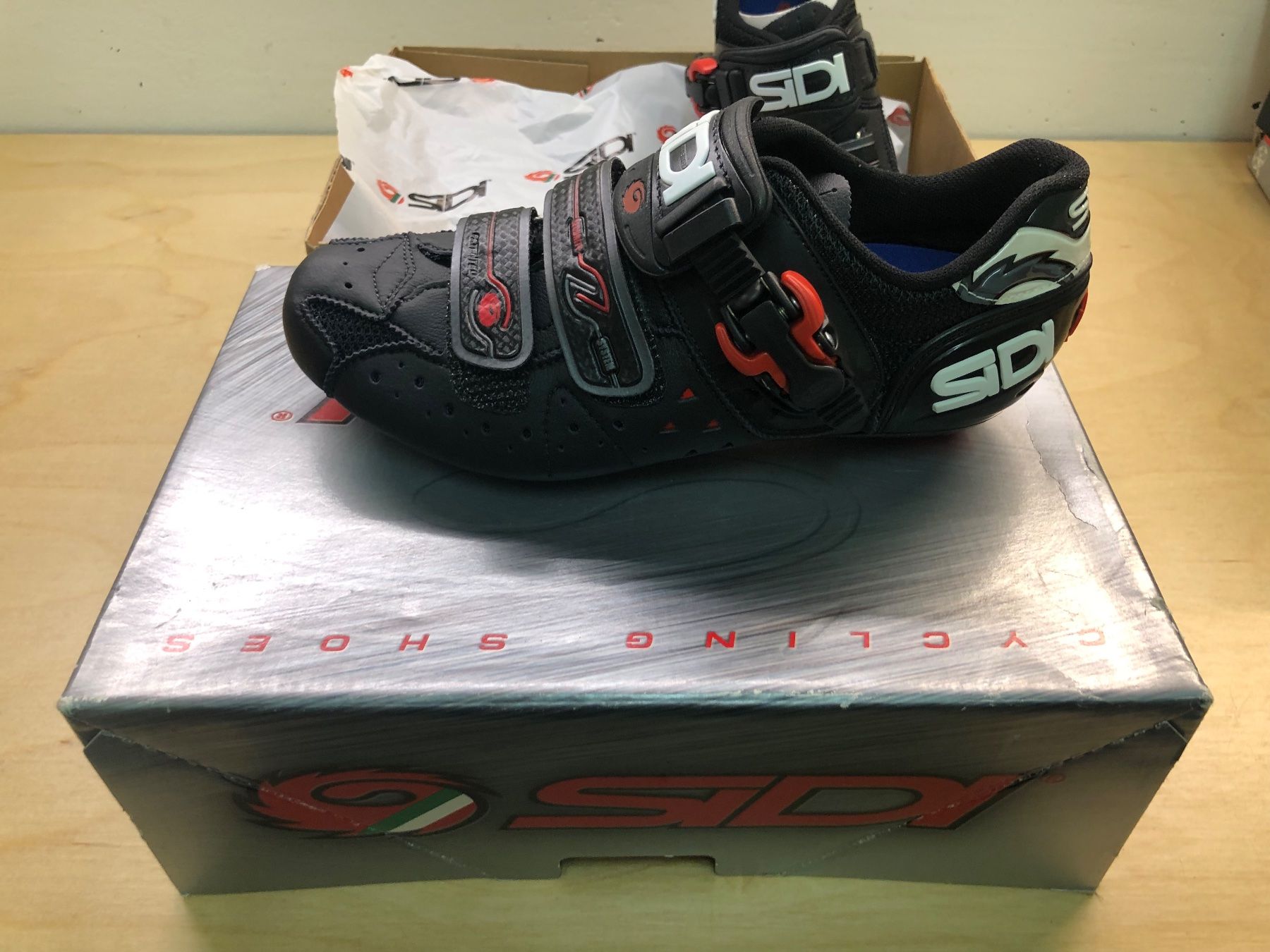 SIDI Chaussures hommes: SIDI Genius 5 Size 39 – Neuf avec emballage d'origine à Porza par agamura