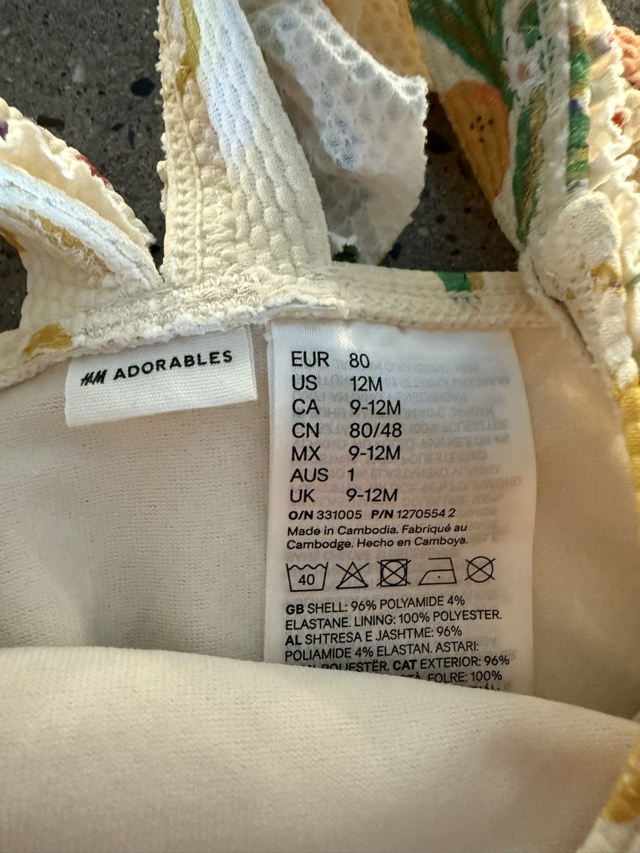 H&M Costumi da bagno: HM Adorables Badeanzug, Gr. 80 – Usato da Langenthal venduto da vik_v5ml 5