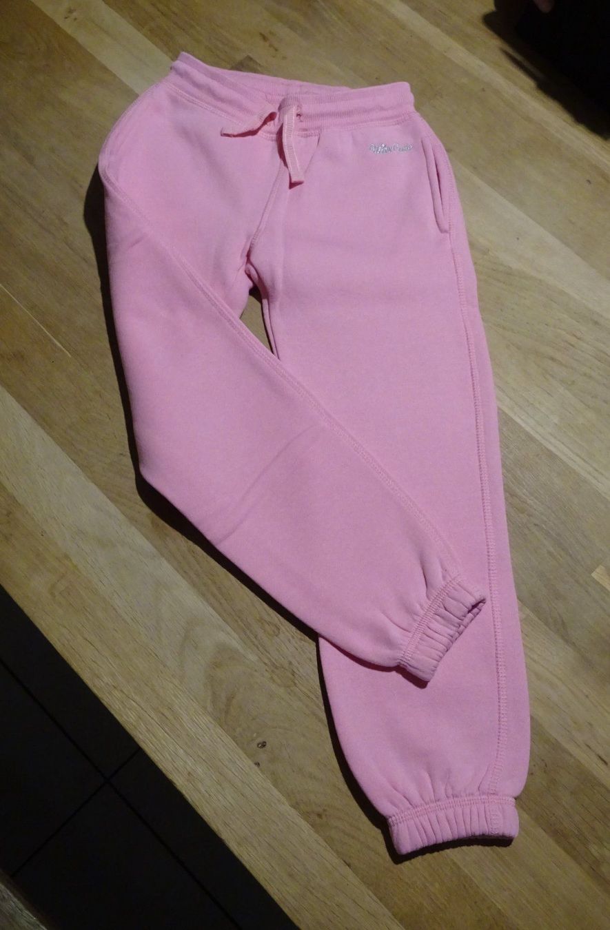 Pantalons: warme Trainerhose Gr. 122/128 – D'occasion à Urtenen-Schönbühl par Chaeppeler