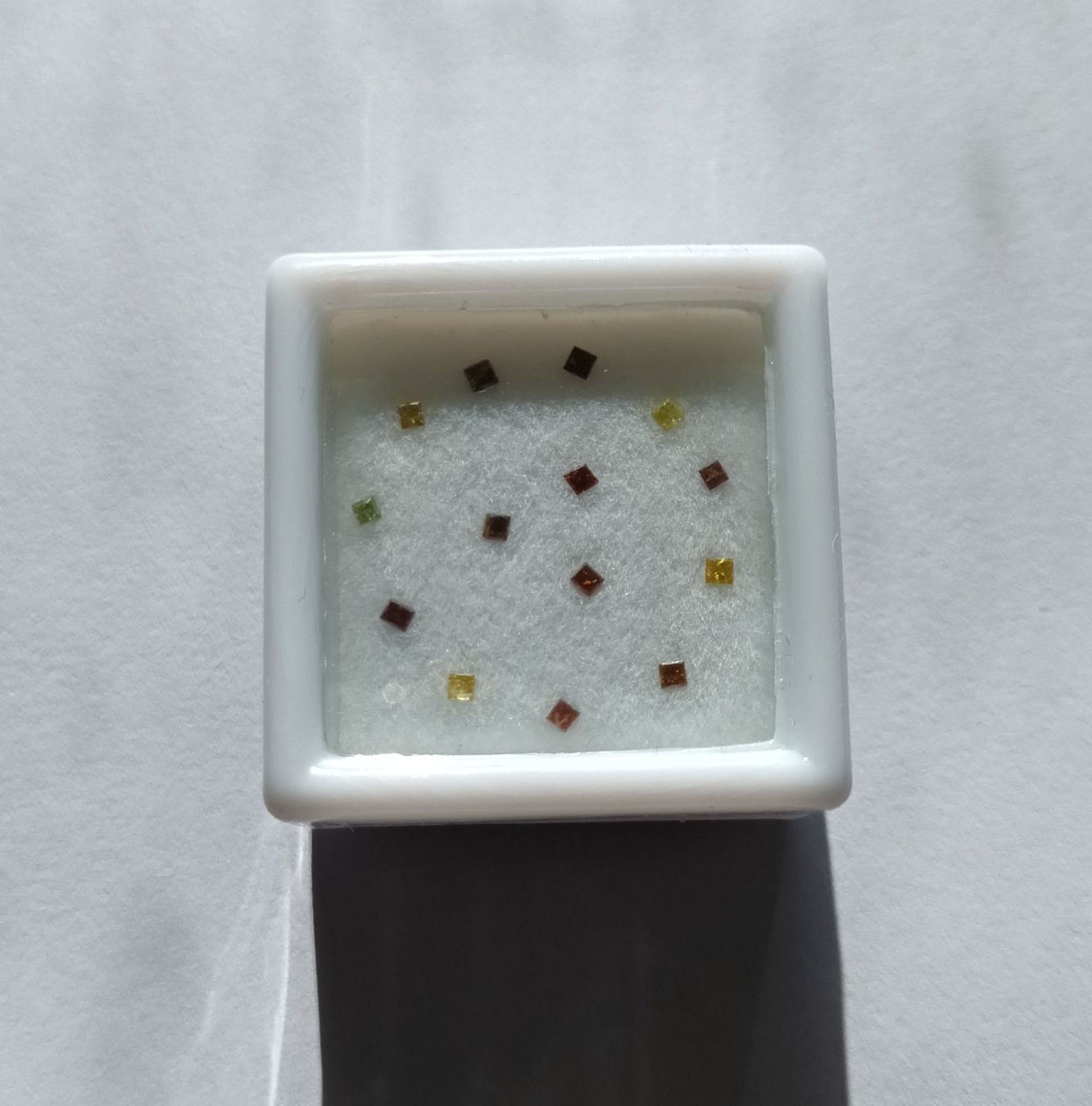 Pietre preziose: Diamanten Princess Lot – Nuovo e nell'imballaggio originale da zuerich venduto da Jewlsdesign 1