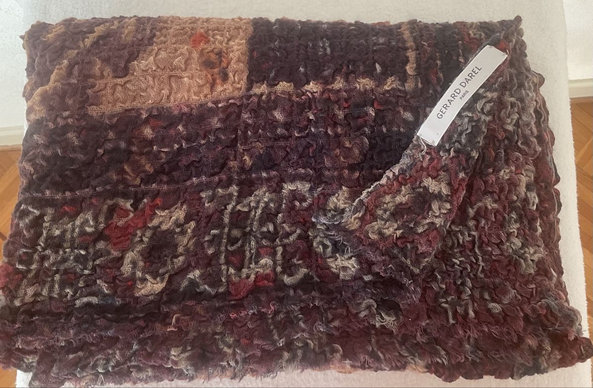 Gérard Darel Foulard & Sciarpe: Écharpe Gérard Darel multicolore – Nuovo (secondo la descrizione) da Corseaux venduto da Mililaforet75 4