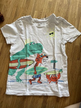 T-Shirt Gr. 122, Dinoprint 🦖 