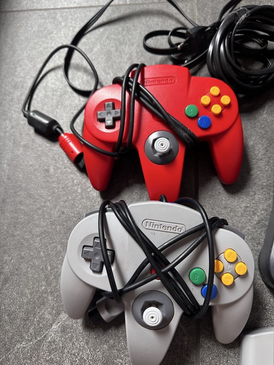 Nintendo Console: Nintendo 64 Console, 2 Controller & 2 Games for sale! – Usato da Schupfart venduto da Leexii90 1