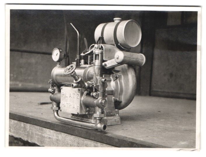 Fotografie & Manifesti: 2 Fotografien Technik, Motorpumpe Platz  – Usato da Berlin venduto da bartko-reher