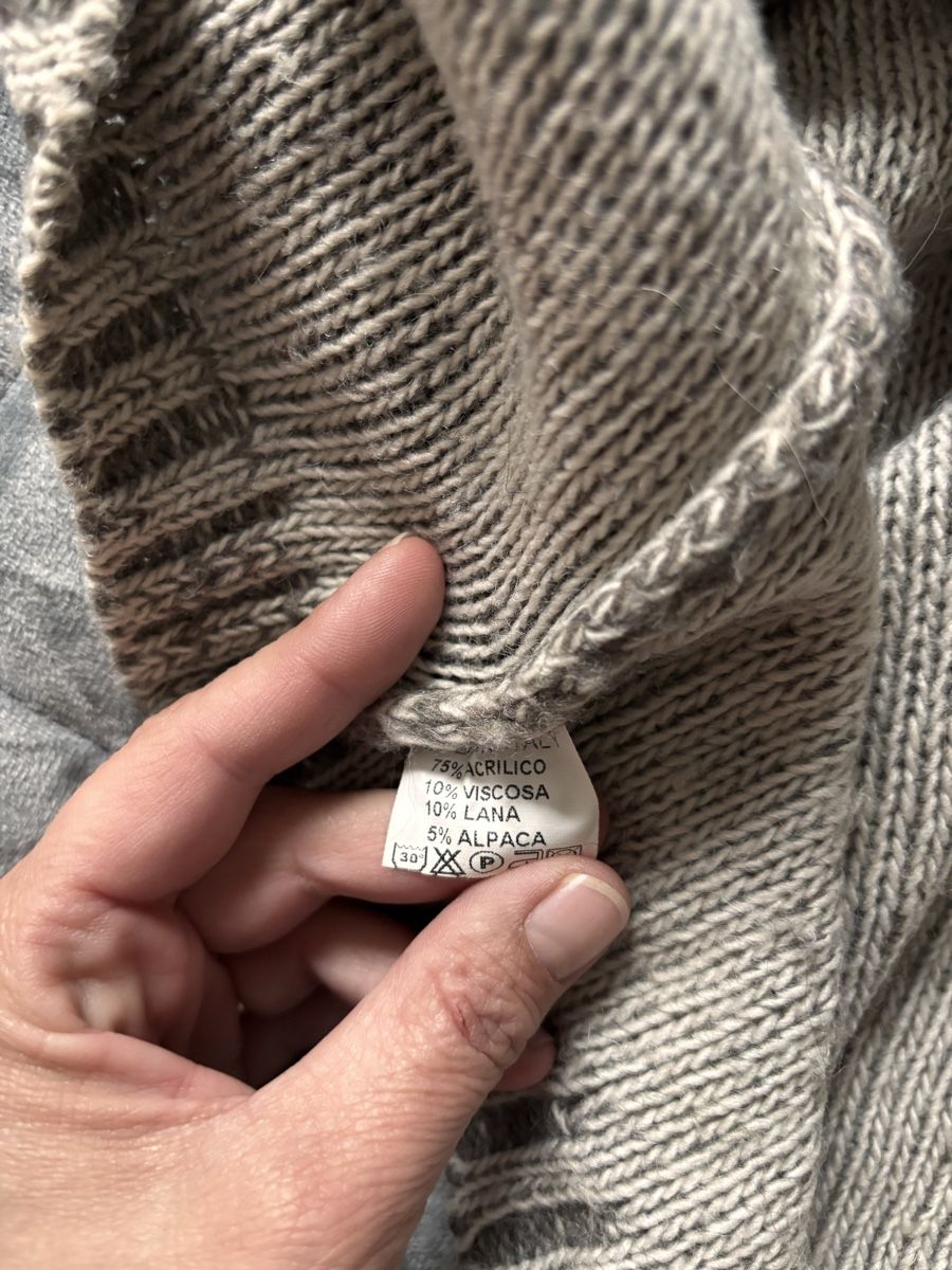 Maglioni & Felpe: Strickpullover grau mit Sternmuster Damen Gr. 36 – Usato da Weisslingen venduto da Yuna123 4