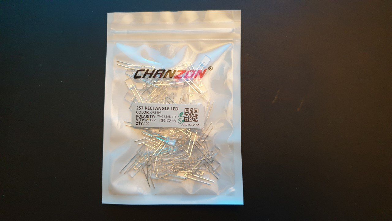 Componenti elettronici: 90x LED grün (rechteckig) – Nuovo e nell'imballaggio originale da Stäfa venduto da Supertramp73