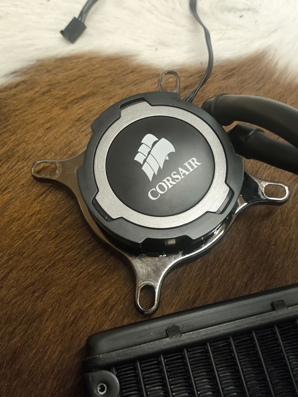 Componenti elettronici: Corsair Hydro H75 CPU-Wasserkühlung – Usato da Scuol venduto da Pisoc2019 1