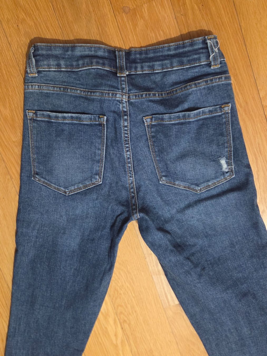 Jeans: High Waist Jeanshose mit Elastn Denim Gr.36 – Usato da Sachseln venduto da dz1979dz 1