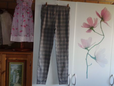 *** Karierte Hose *** / von ZARA / Seitenreissverschluss