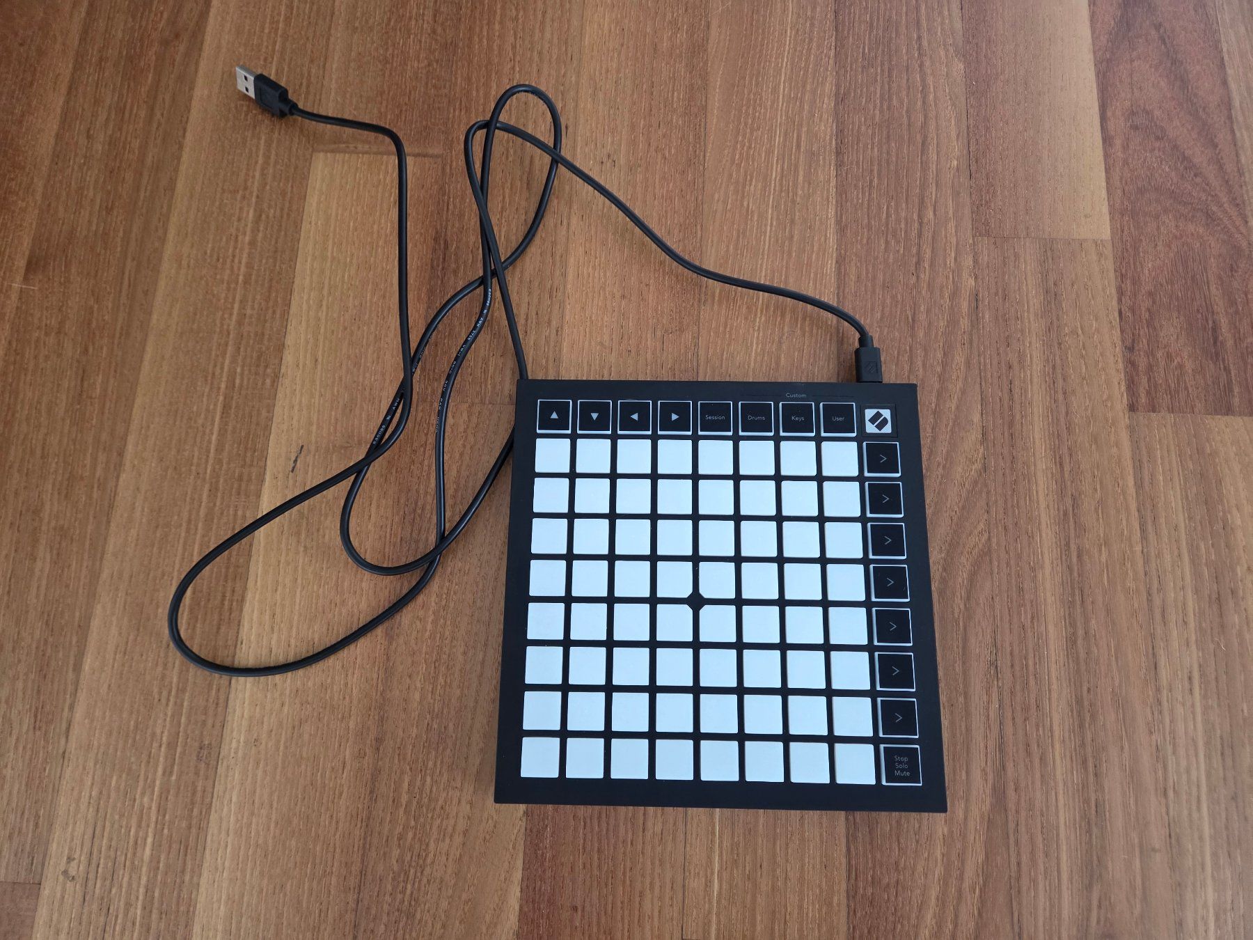 Novation Instruments de musique: novation Launchpad Mini MKIII – D'occasion à Schlieren par Nschmid 1