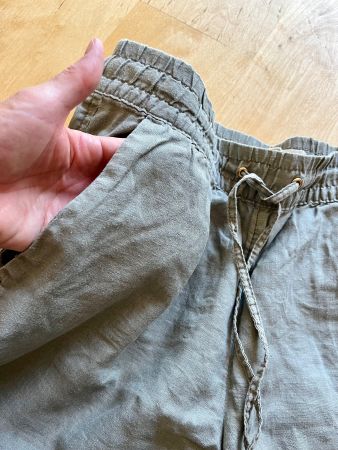 H&M L.O.G.G. Leinenhose Olivgrün / Khaki Gr. 36 – Top