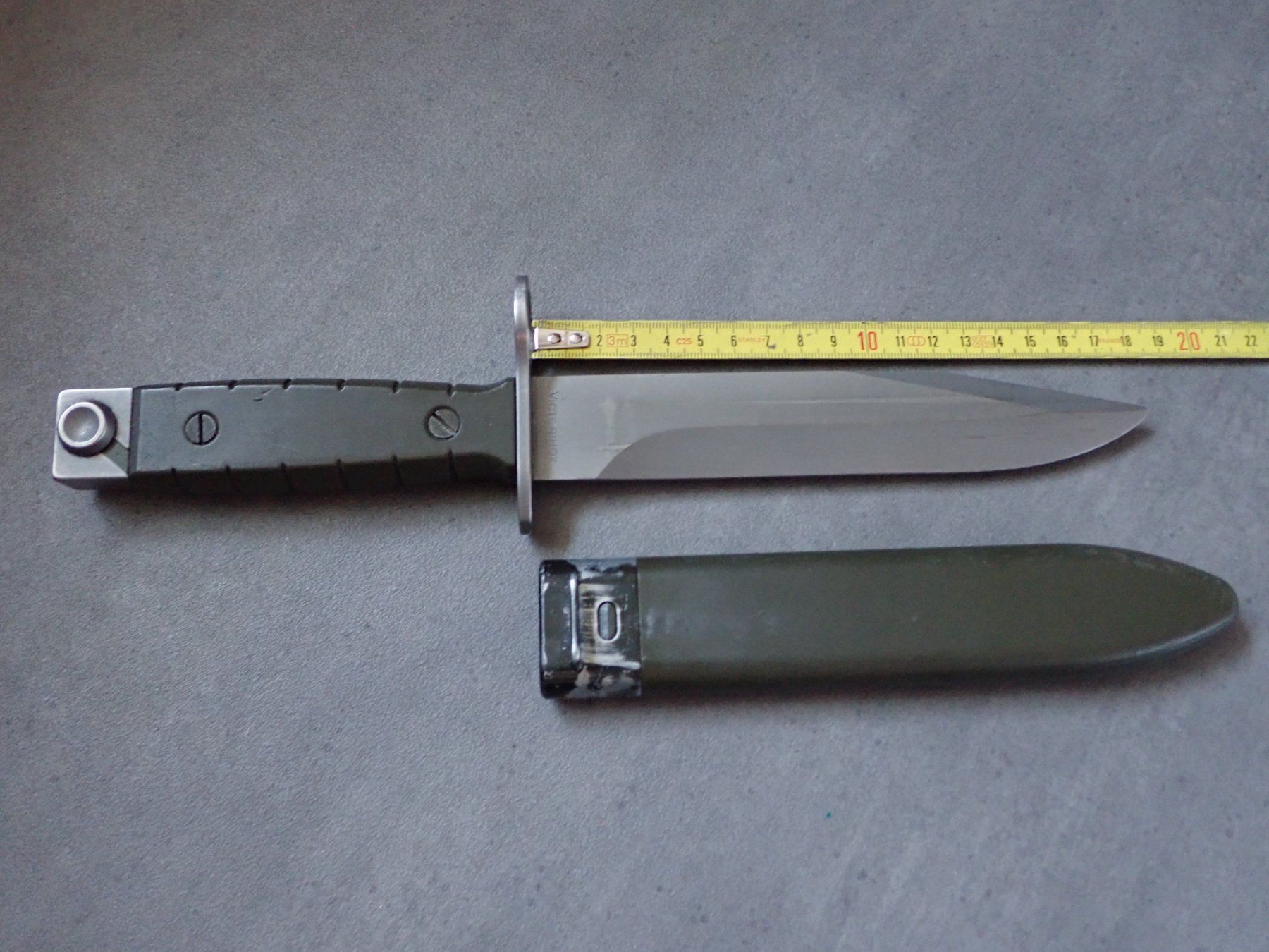 Armée suisse Armes blanches: Baïonnette Fass 90 Victorinox – D'occasion à Onex par mac_w8c2
