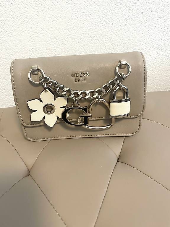 Guess Borse da donna: Elegante Guess Tasche Original! – Usato da Schöftland venduto da mar_7nch 1