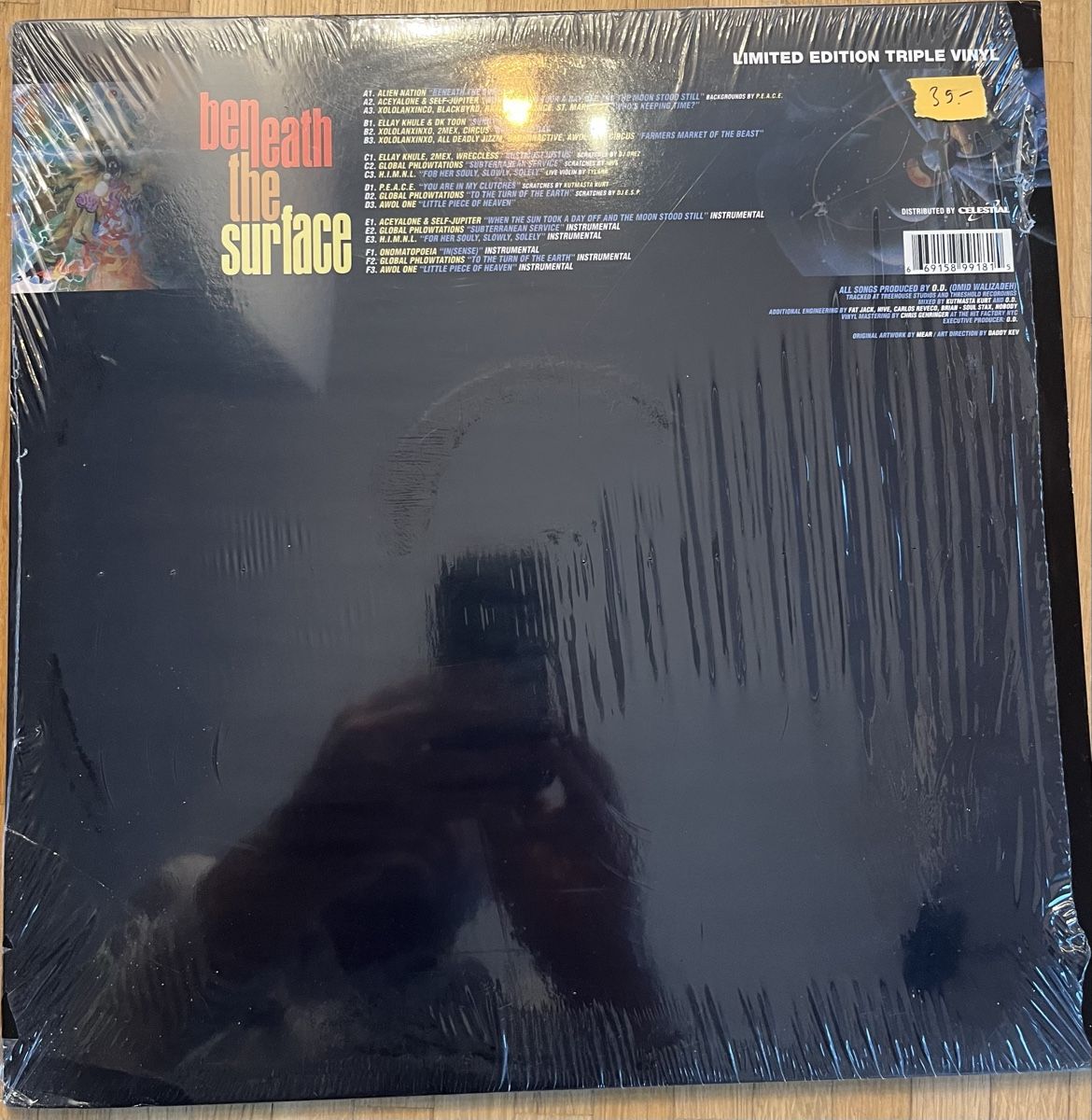 Dischi in vinile: Beneath the surface - Sampler LP Vinyl – Nuovo (secondo la descrizione) da Bottighofen venduto da gjetzerch