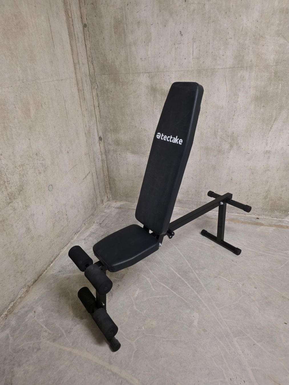 Hometrainer: Hantelbank fast wie neu & verstellbar – Usato da Kreuzlingen venduto da apr31