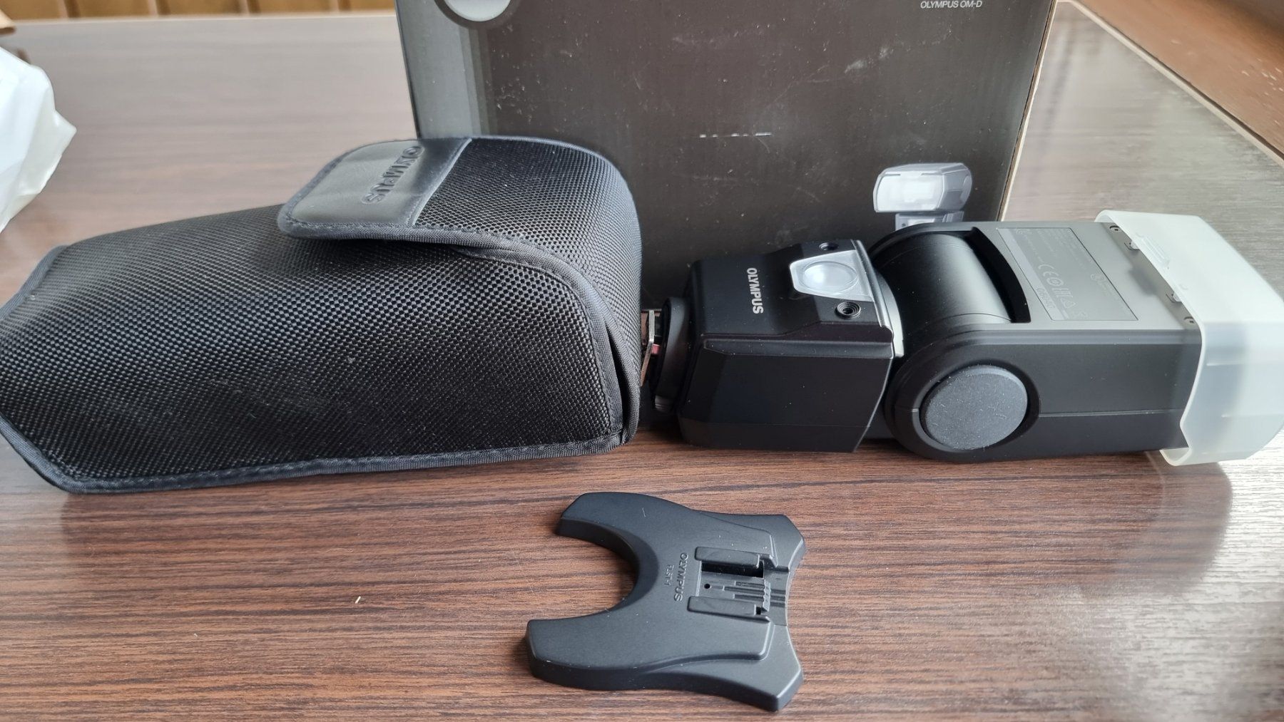 Olympus Flash: Olympus Blitz FL-900R – Usato da Au ZH venduto da Krokodil08 2
