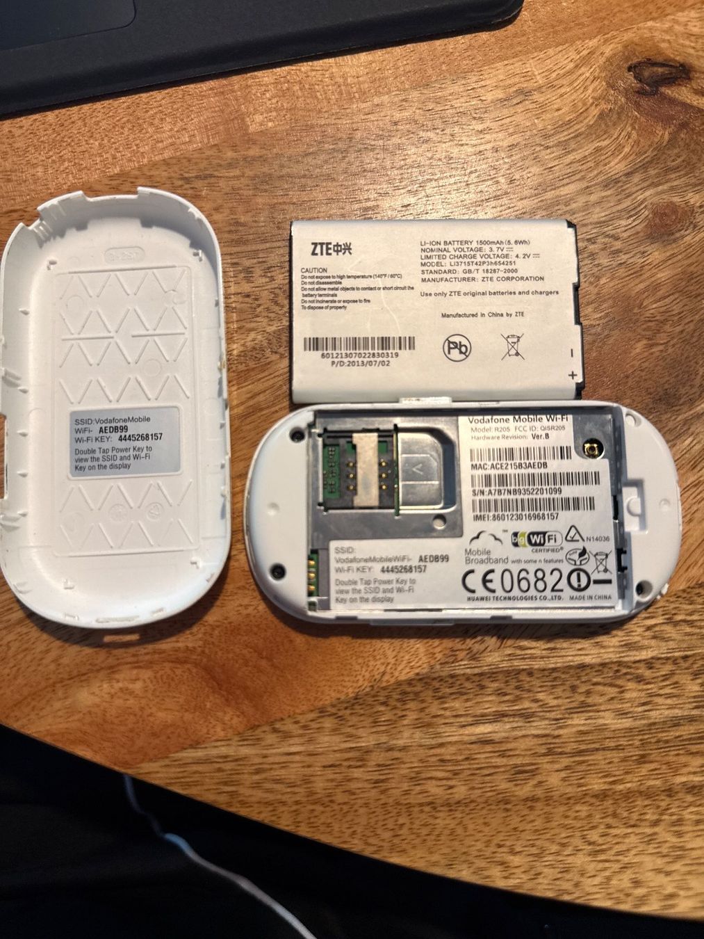 Modem & Router: Vodafone Mobile Wi-Fi R205 – Usato da Neerach venduto da Nummerschild16 1