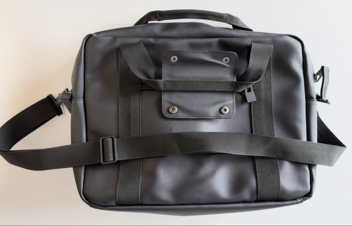 Rains Taschen: Rain Texel Tech Bag Black – Gebraucht aus Basel von coco_roro 5