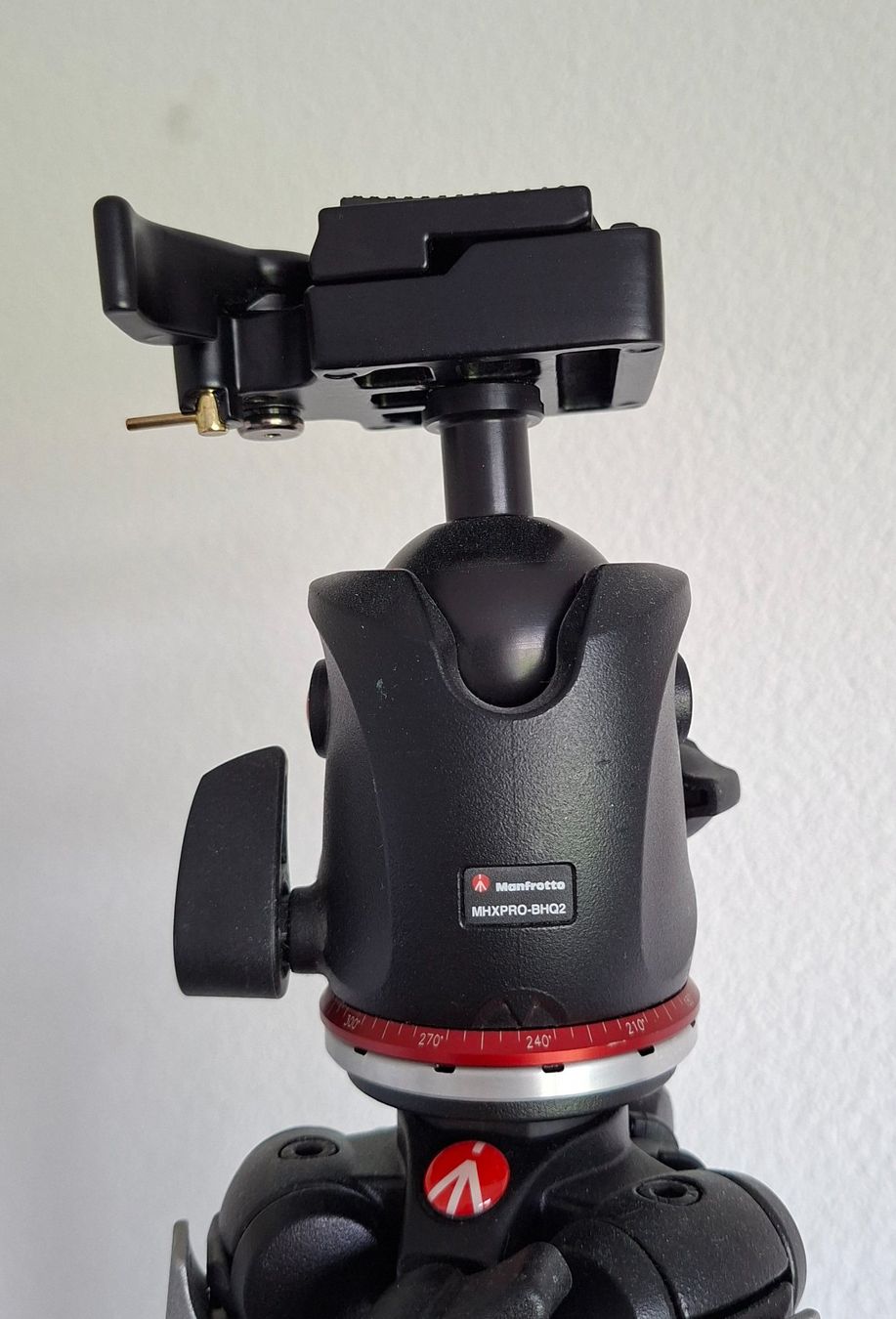 Manfrotto Trépieds & Accessoires: MANFROTTO MT290XTA3 (mit Preisvorschlag) – Neuf (Voir description) à Oftringen par Fliby 2
