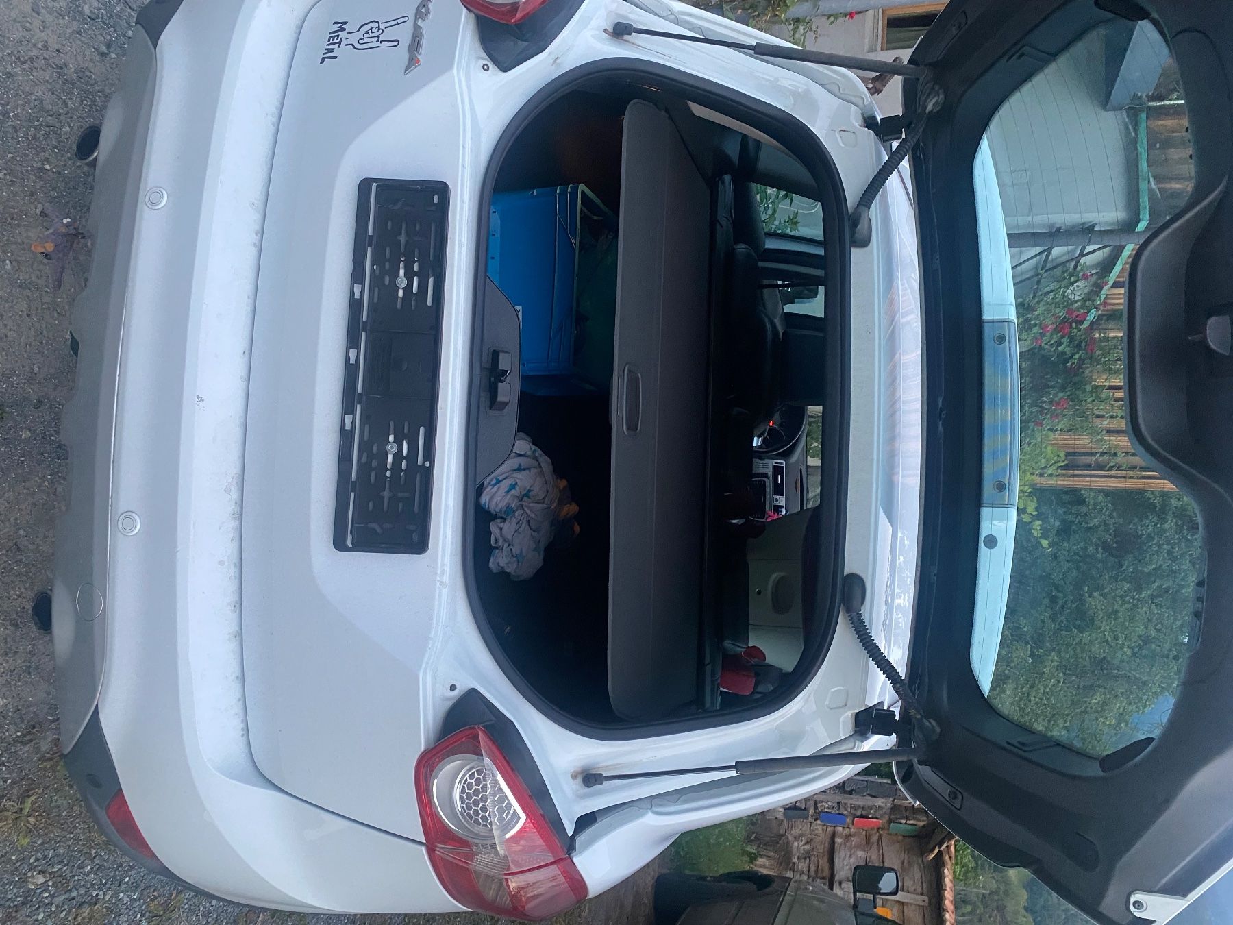 Ford Automobili: Ford Kuga 2.5t mit frischer MFK – Usato da Trun venduto da zel_sqk8 2