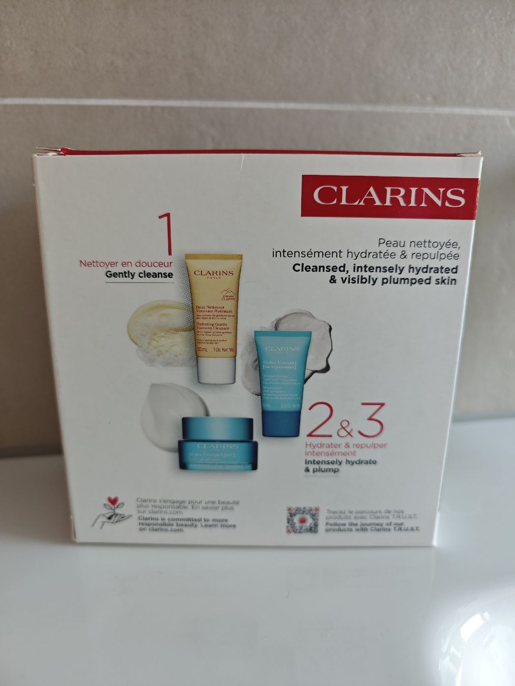 Clarins Gesichtspflege: Clarins Hydra-Essentiel Set 3-teilig NEU – Neu und originalverpackt aus Zürich von pre_t7fd 2
