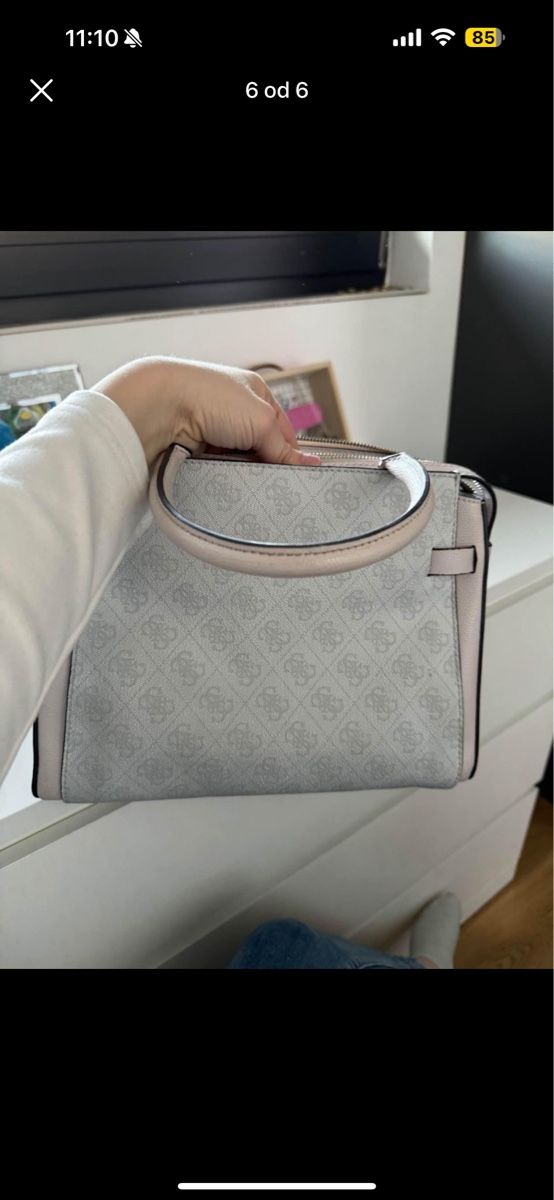 Guess Sacs femmes: Guess – Neuf (Voir description) à Delémont par vil_267l